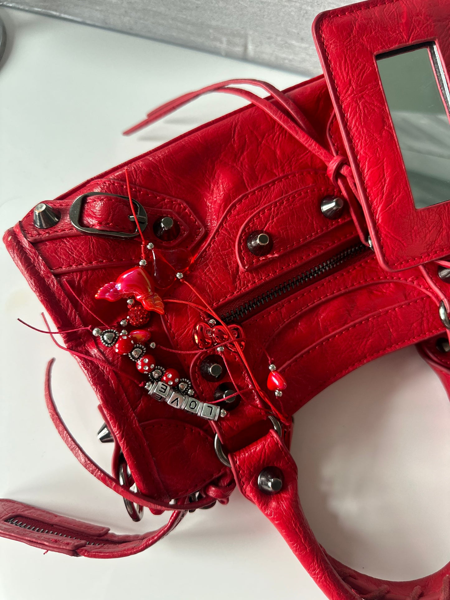 Rouge bagcharm