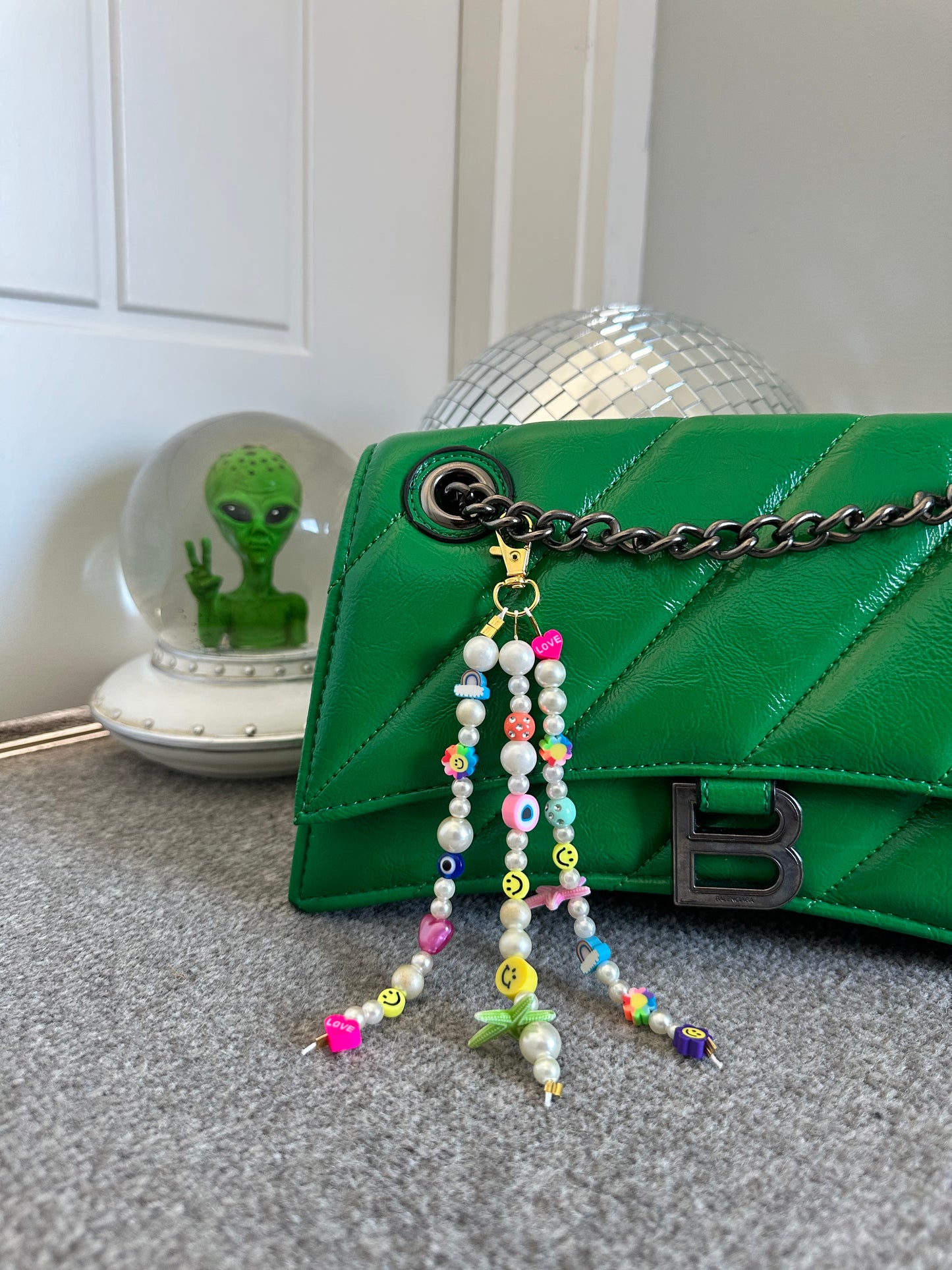 Pearly bag charm