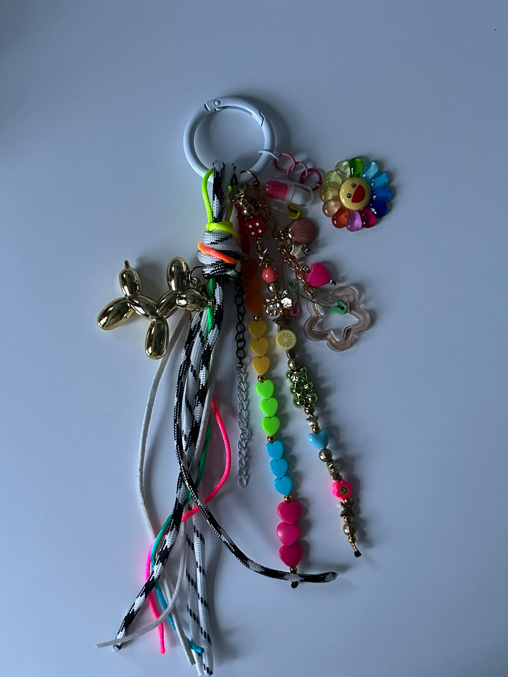 Abby charm (gold)