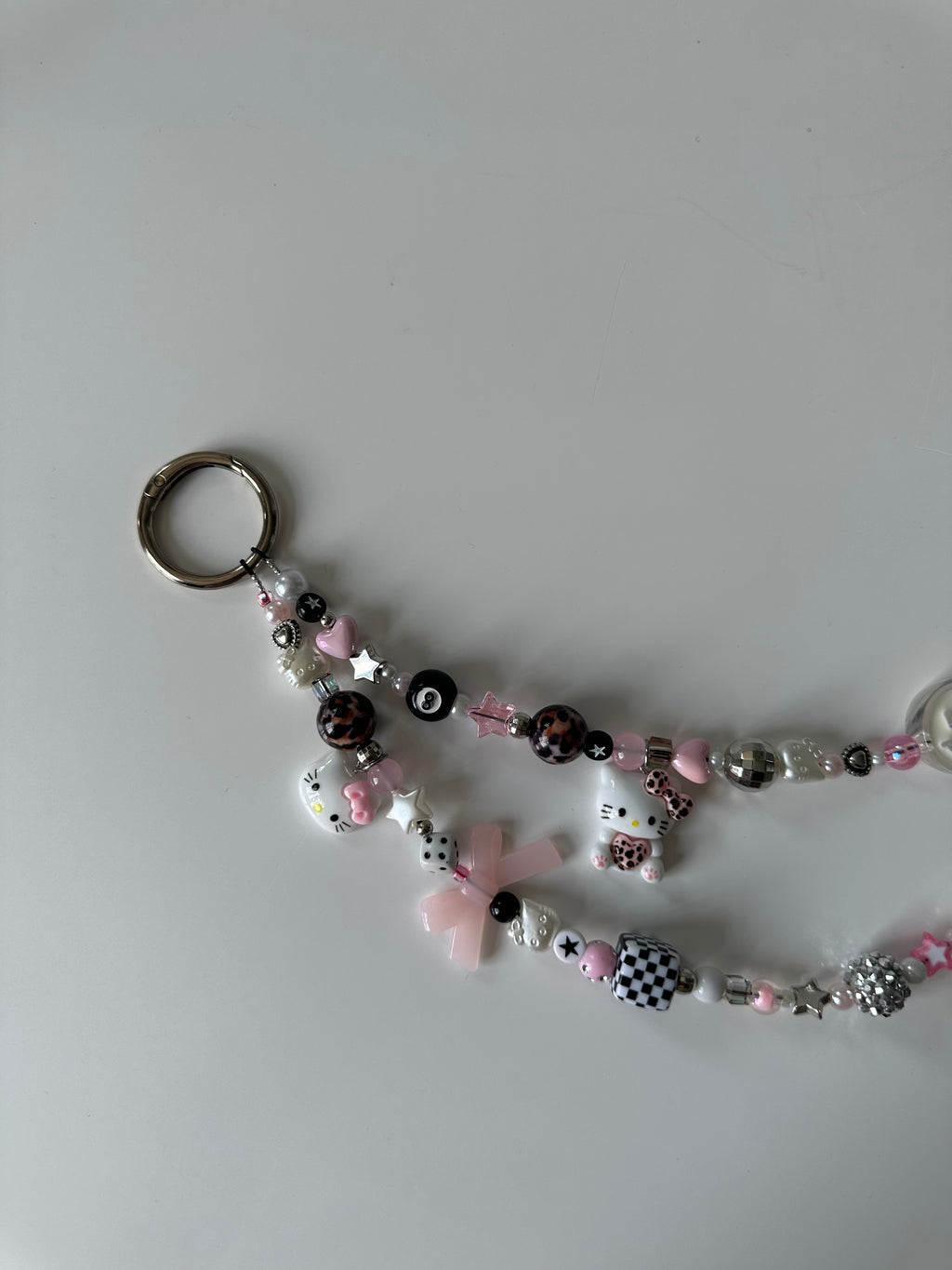 Hello Kitty bag charm (white smiley)