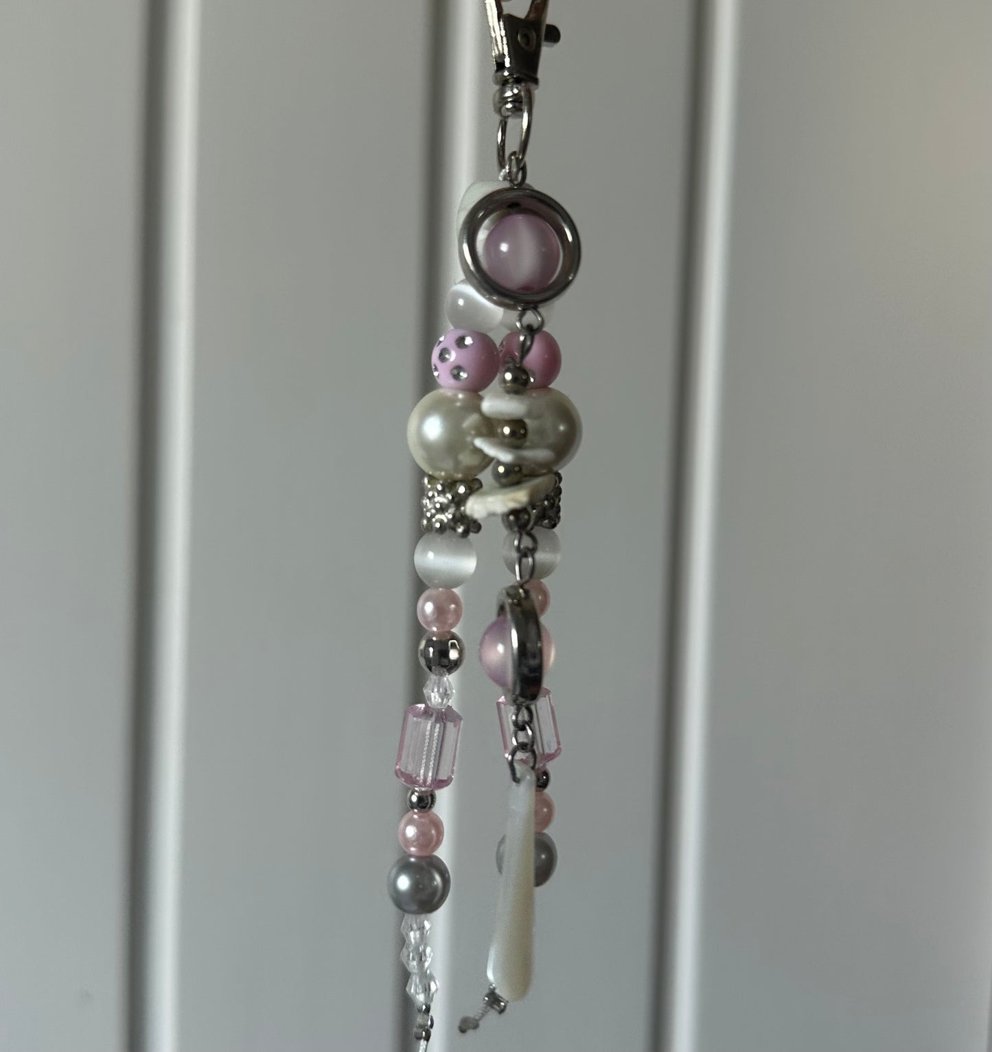 Pink pearl keyring