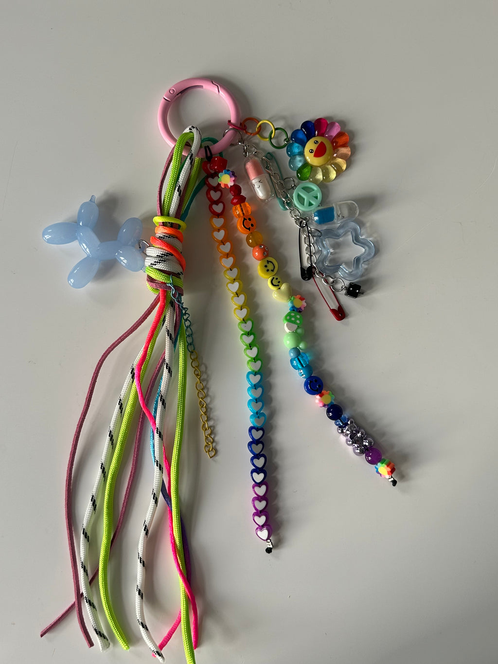 Abby bag charm (pink)