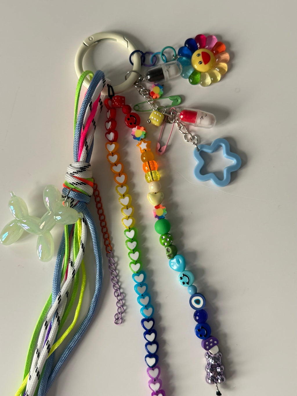 Abby bag charm (cream)