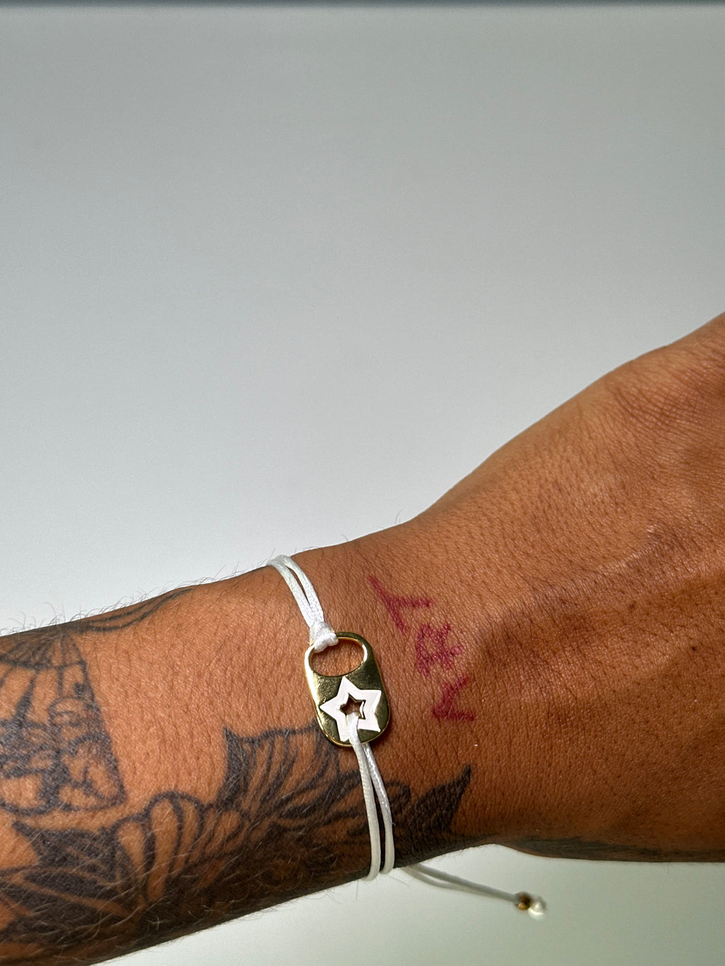 Luna adjustable bracelet (white gold)