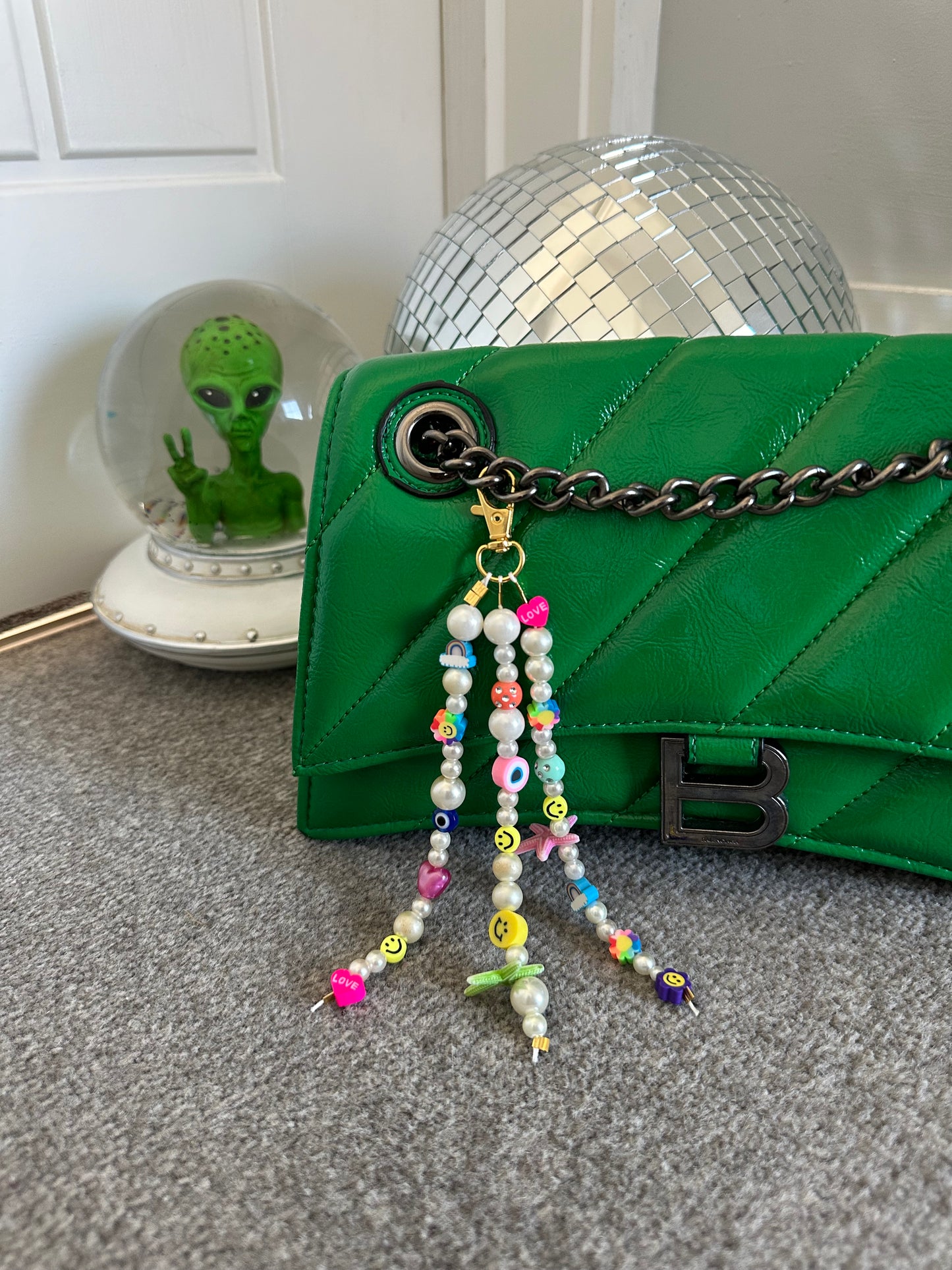 Pearly bag charm