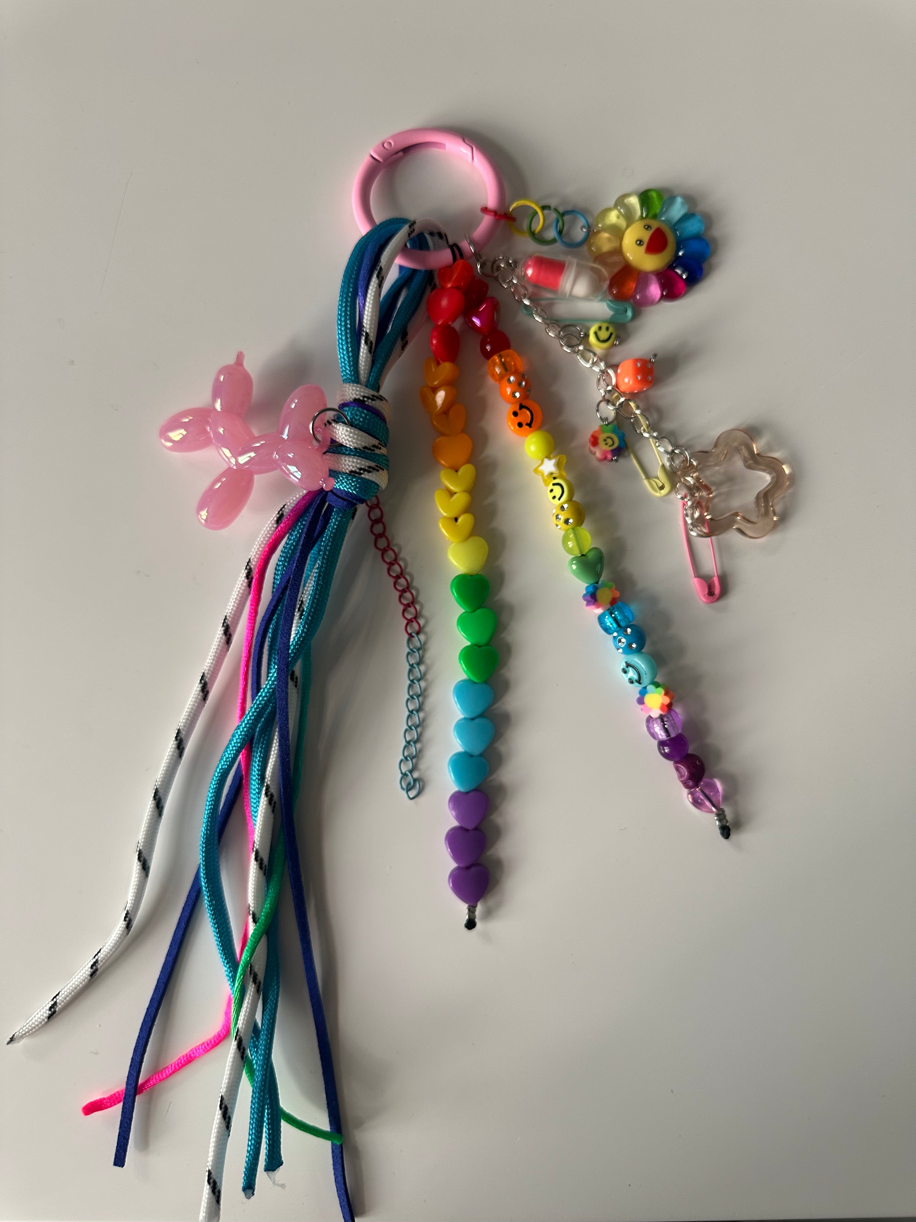 Abby bag charm (pink)