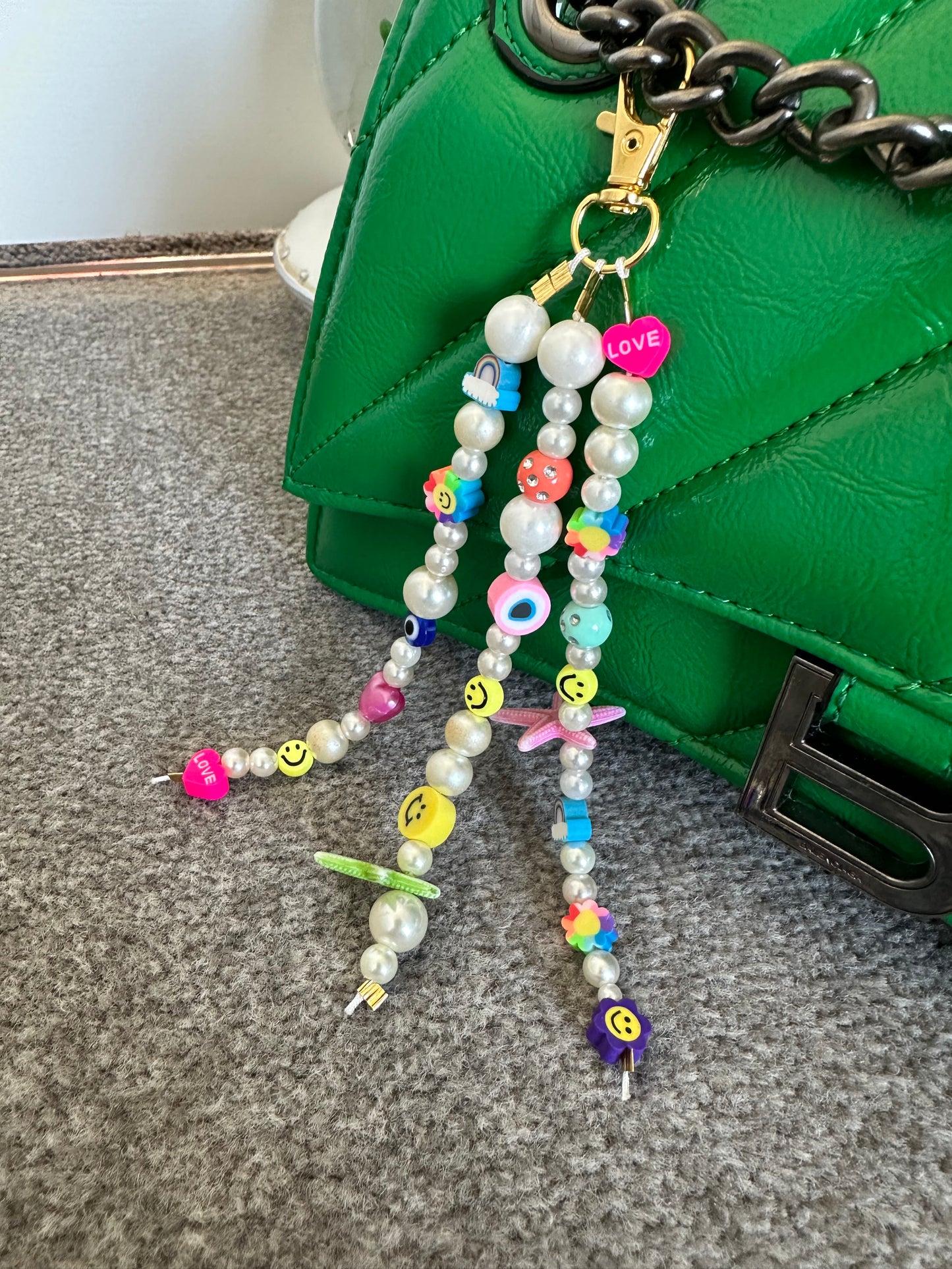 Pearly bag charm